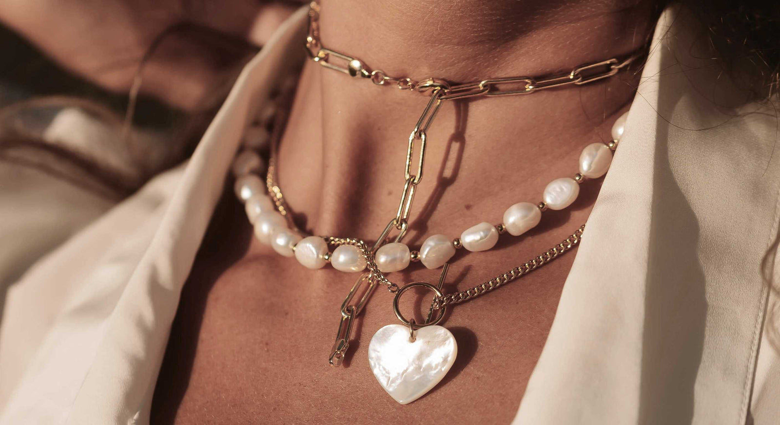 Why Minimalist Jewelry Never Goes Out of Style