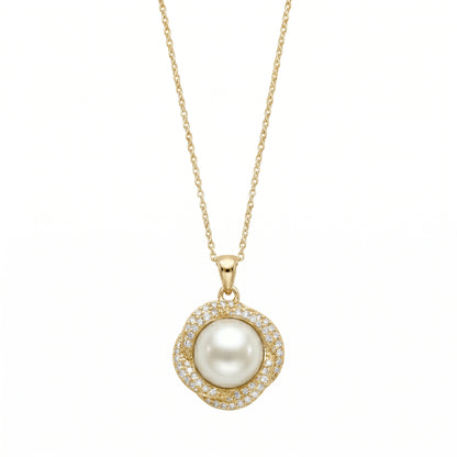 Gold-Plated Pearl Circle Pendant Necklace